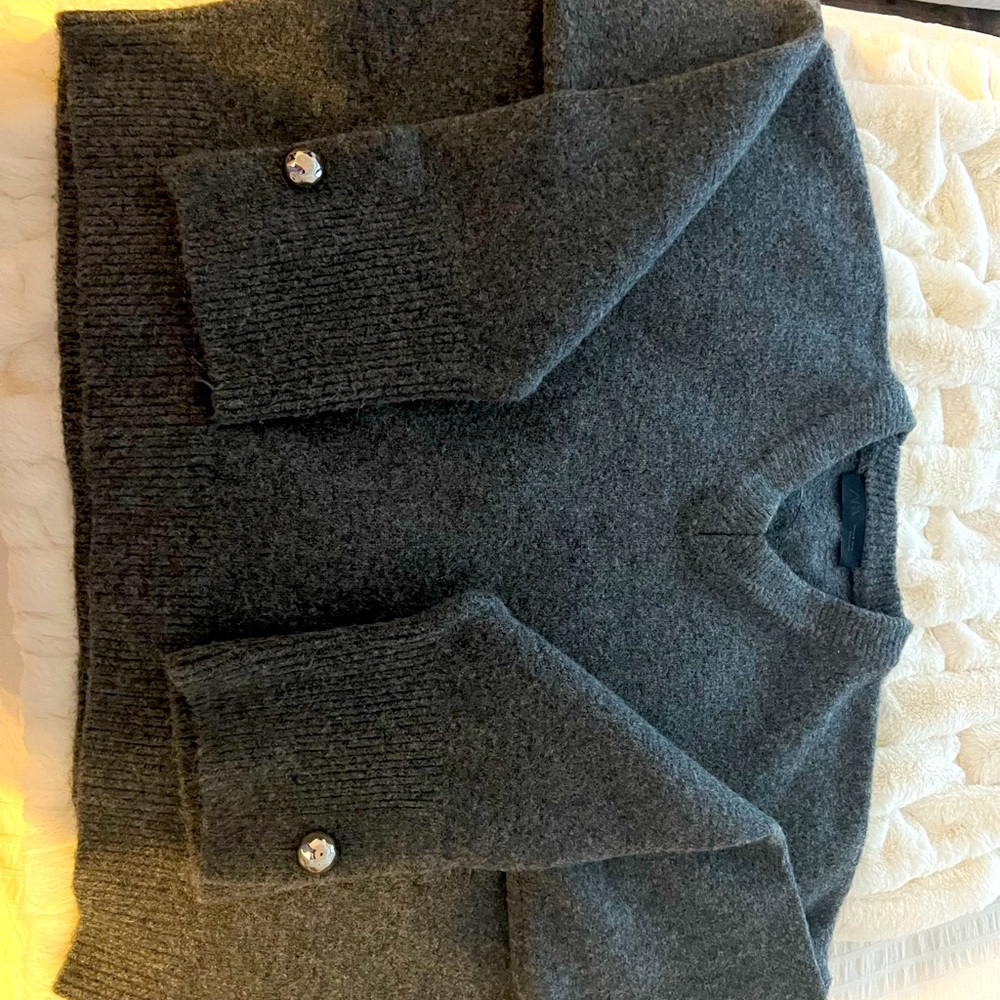 Zara Grey V-neck sweater. Brand new, only worn once.